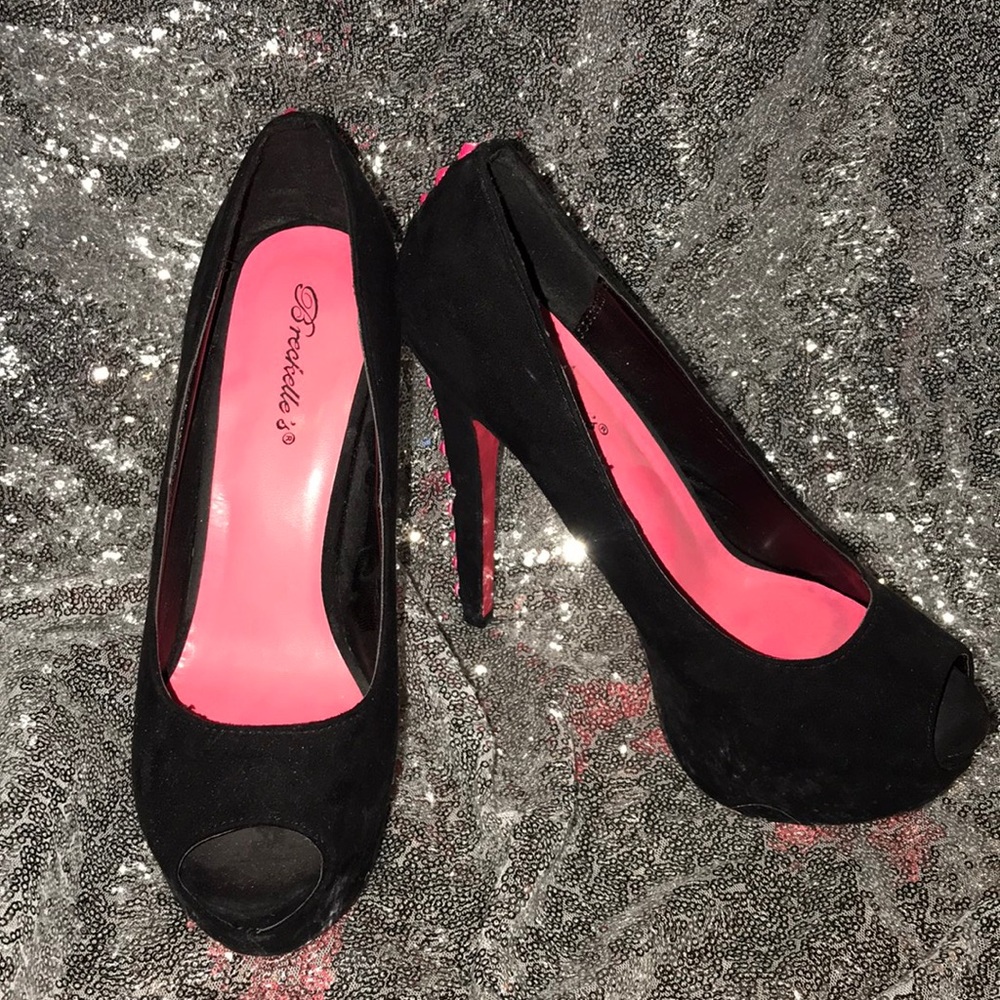 Pink bottom shoes